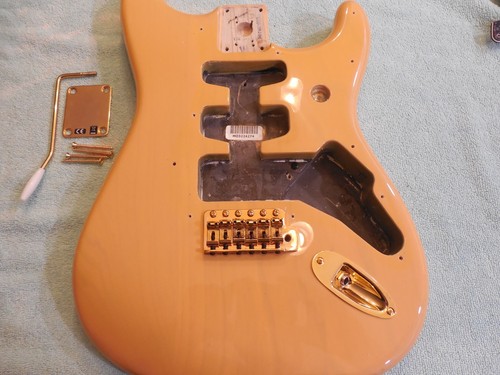 Fender stratocaster mim body - fender,