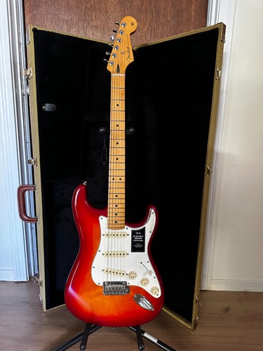 Fender 2024 stratocaster - 2024, stratocaster's