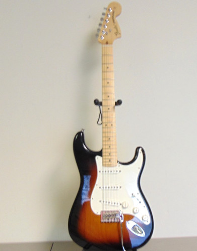 2011 fender stratocaster - 2011,