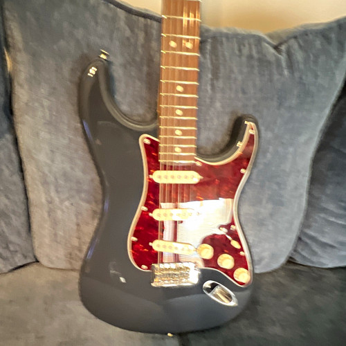 2025 fender stratocaster - fender,
