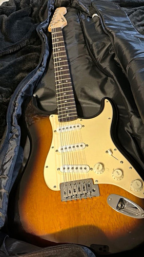Sunburst stratocaster bullet - sunburst,