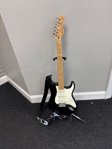 Fender stratocaster mim - stratocaster,