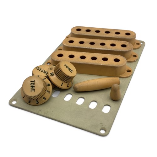 Fender stratocaster oem - fender®, stratocaster®