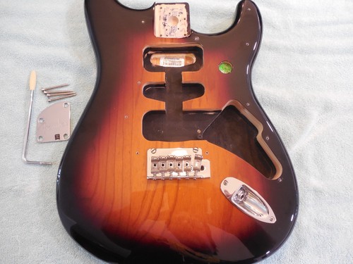 Fender deluxe stratocaster mim - deluxe,