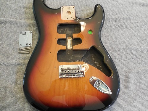 Fender stratocaster mim body - fender,