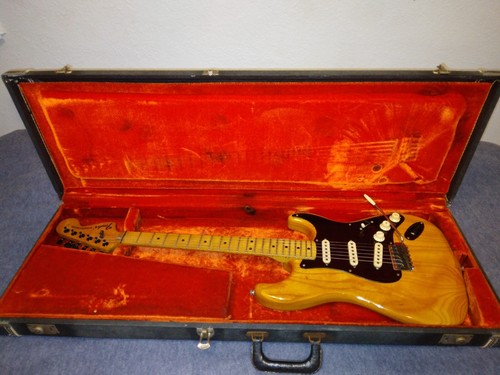 Early fender standard - 70's,