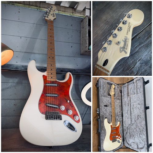 Fender strat 2004 - strat,