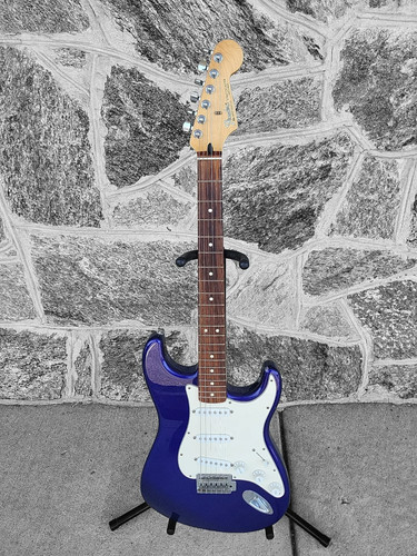 Fender standard stratocaster - fender,