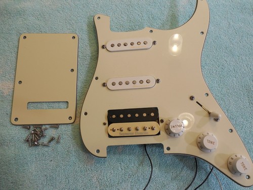 Fender stratocaster loaded - fender,