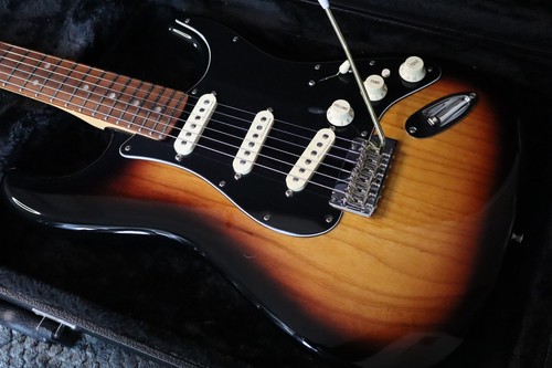 Fender mim deluxe - deluxe, strat