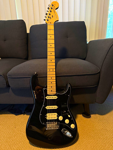 Fender stratocaster 2019 black - stratocaster,