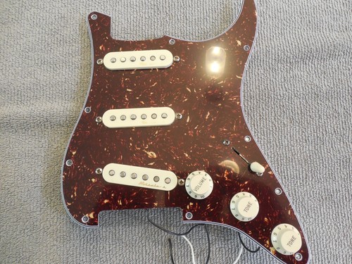 Fender stratocaster loaded - fender,