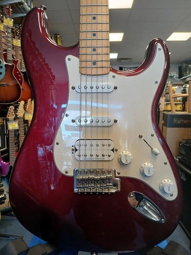 Fender standard stratocaster - standard,