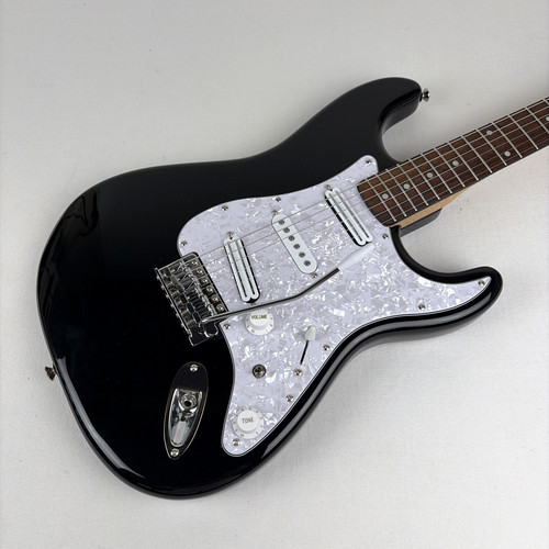2000 fender squier - 2000, affinity